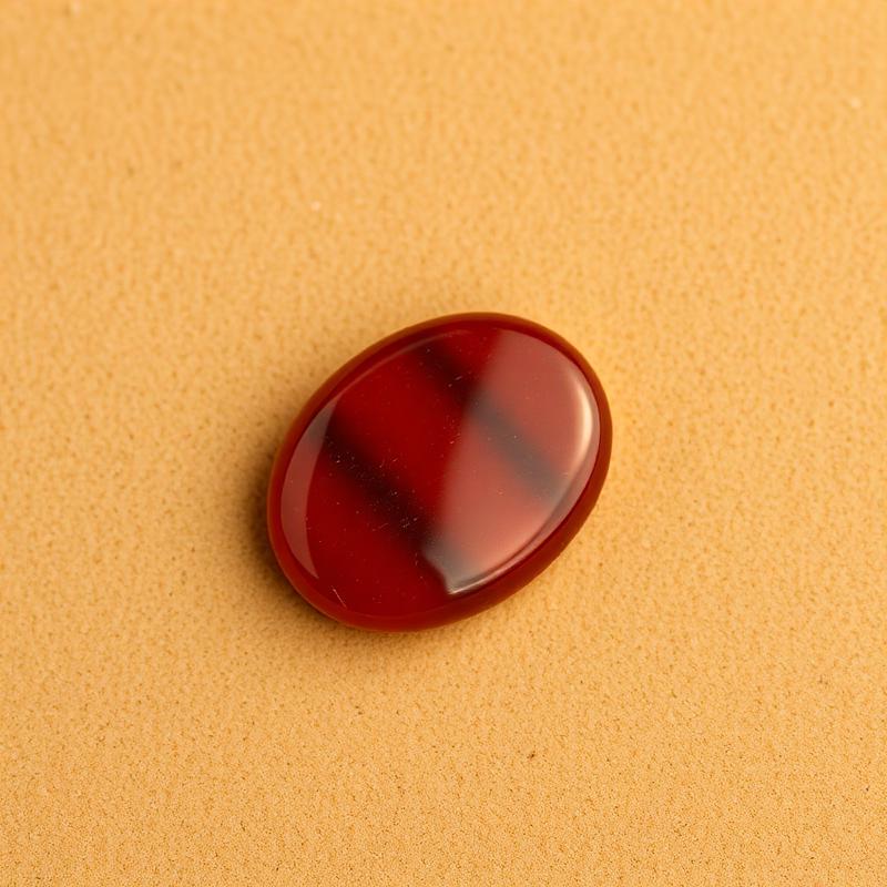 Yemeni Aqeeq Oval — Blood Red — natural Blood Red yemeni aqeeq stone